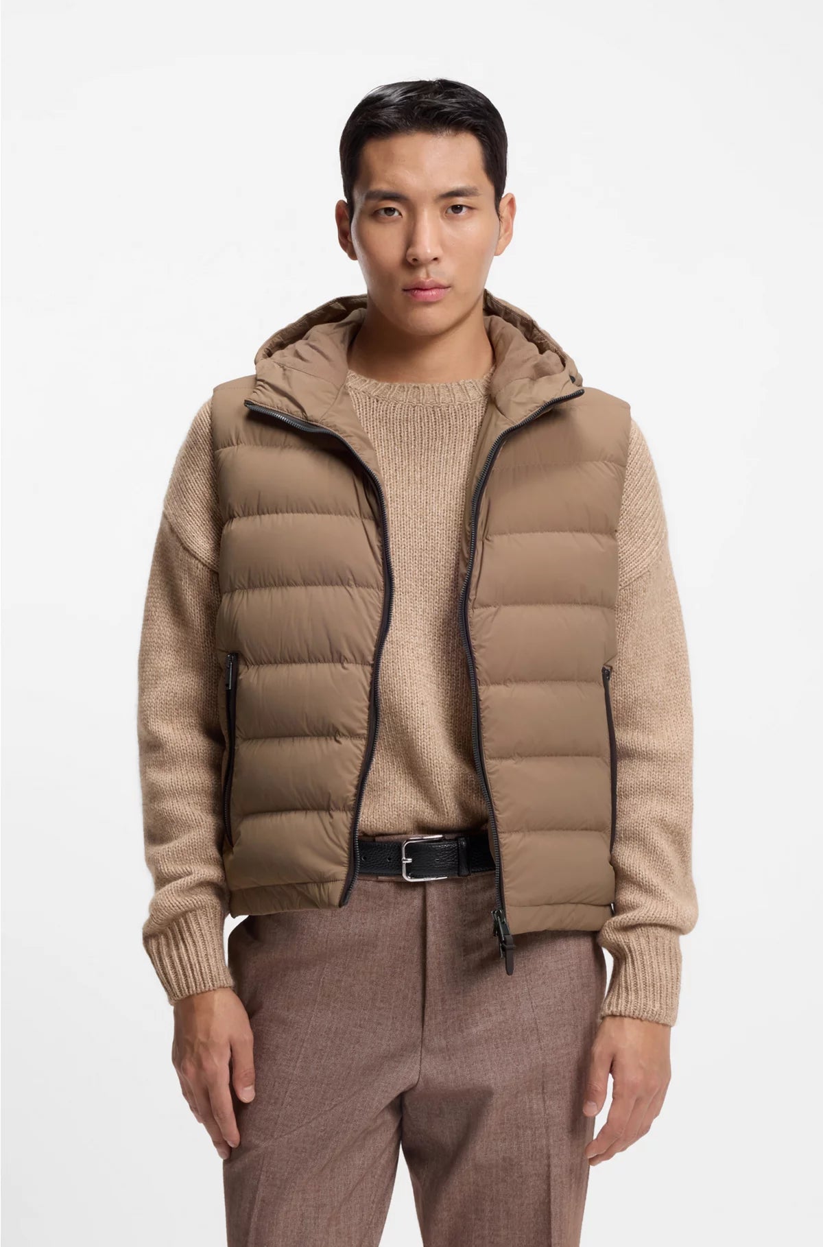 WATER-REPELLENT HOODED GILET WITH DOWN FILLING