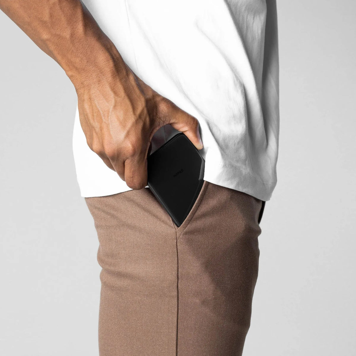ACTIVE CHINOS - BROWN