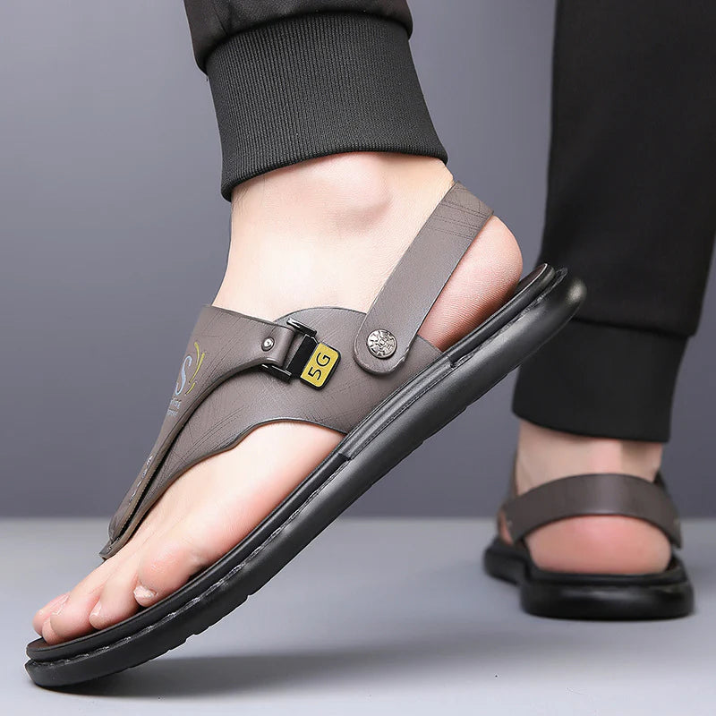 Men’s Orthopedic Leather Flip Flops – Non-Slip Comfort Sandals with Adjustable Back Strap