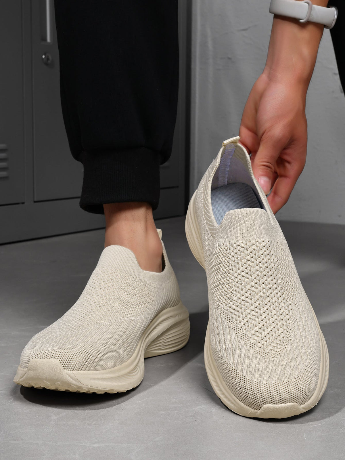 Men's Orthopedic Mesh Walking Shoes—Slip-On Design, Cushioned Comfort, Wide Toe Box, Arch Support, Breathable, Non-Slip, Suitable For Various Occasions