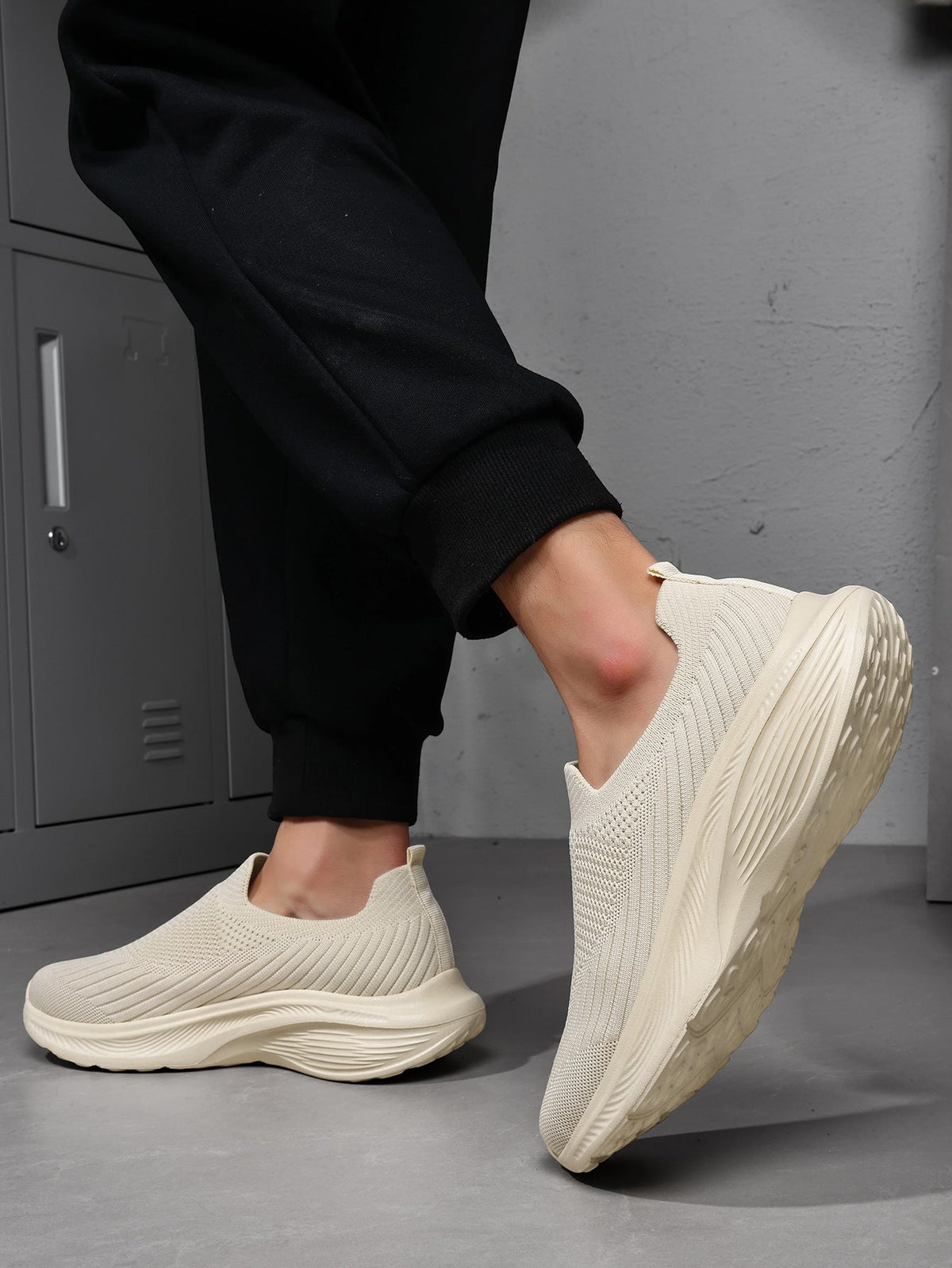 Men's Orthopedic Mesh Walking Shoes—Slip-On Design, Cushioned Comfort, Wide Toe Box, Arch Support, Breathable, Non-Slip, Suitable For Various Occasions