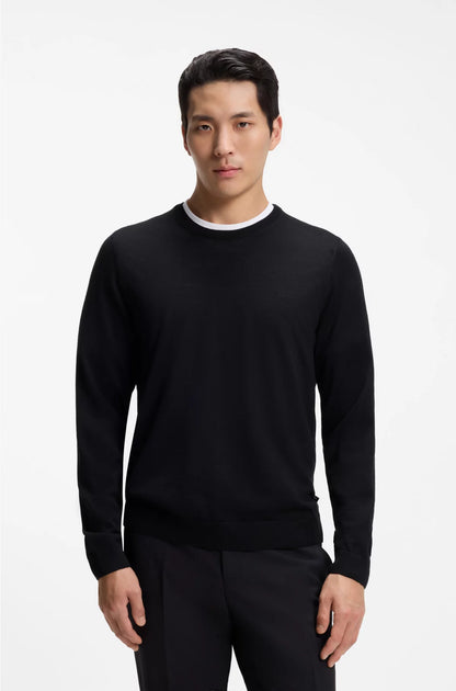 SLIM-FIT SWEATER IN MERINO WOOL WITH CREW NECKLINE