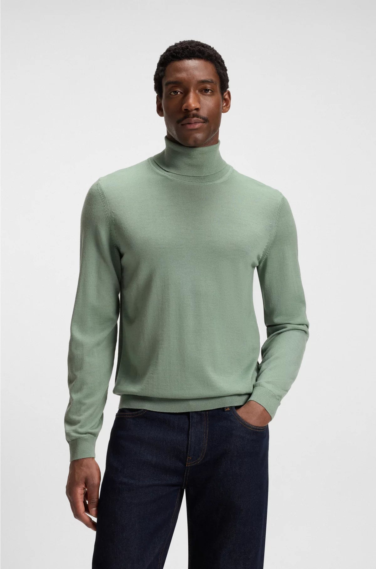 REGULAR-FIT ROLLNECK SWEATER IN MERINO WOOL