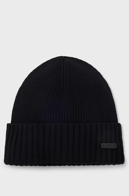 BEANIE HAT IN VIRGIN WOOL WITH LOGO PLAQUE