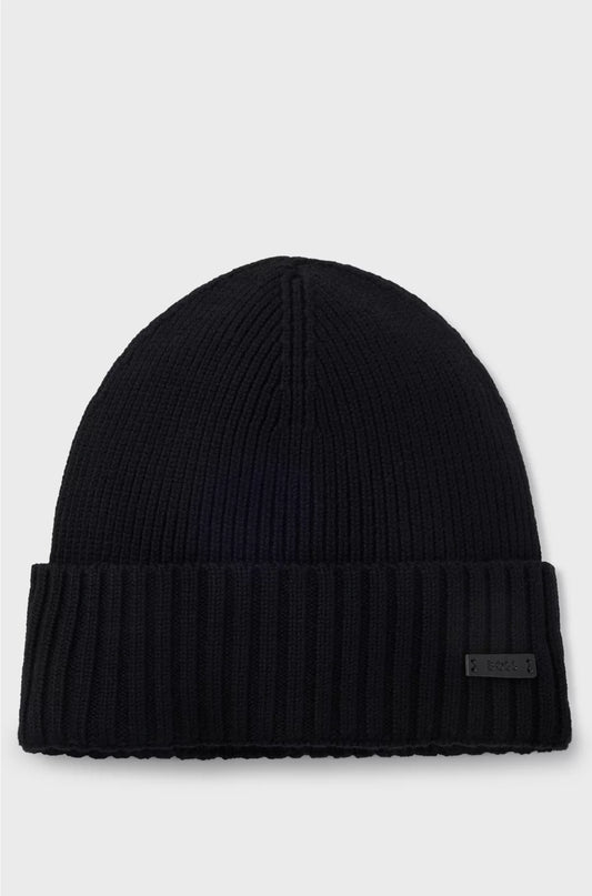 BEANIE HAT IN VIRGIN WOOL WITH LOGO PLAQUE