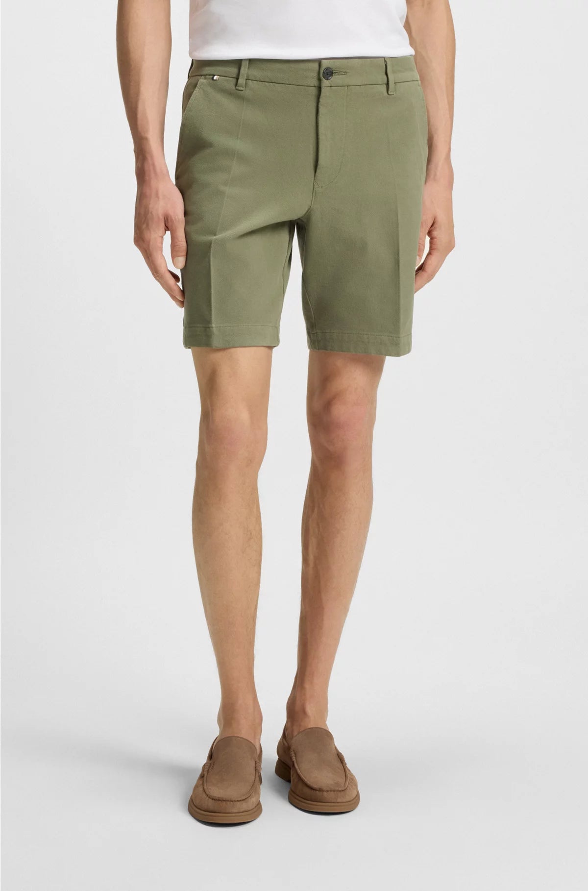 SLIM-FIT SHORTS IN STRUCTURED STRETCH COTTON