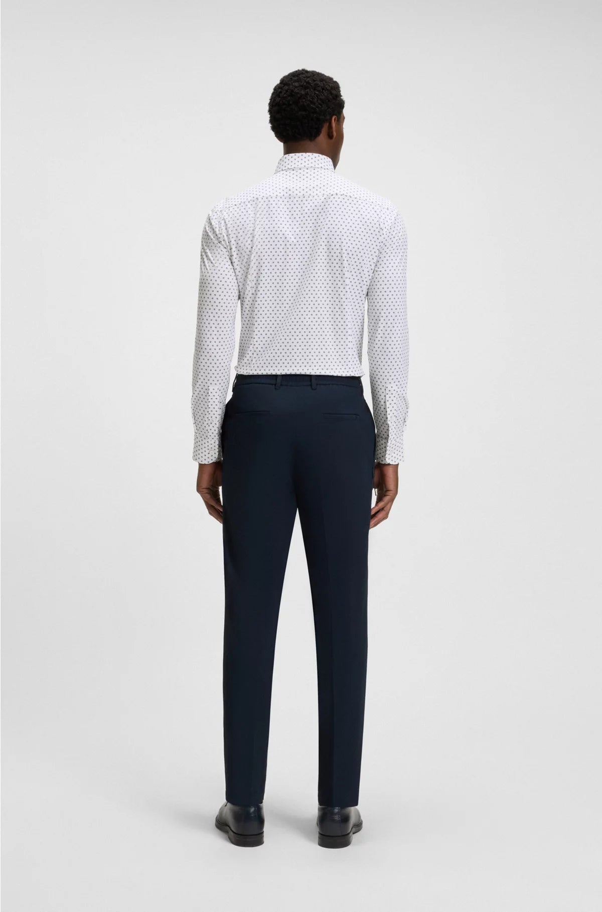 SLIM-FIT SHIRT IN ITALIAN-MADE PERFORMANCE-STRETCH FABRIC