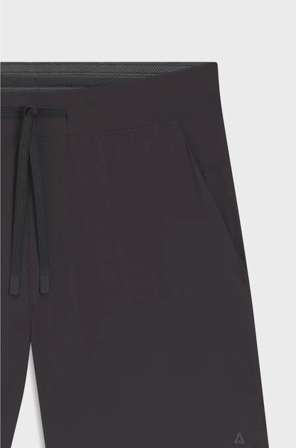 ACTIVE WATER-REPELLENT SHORTS WITH FOUR-WAY STRETCH