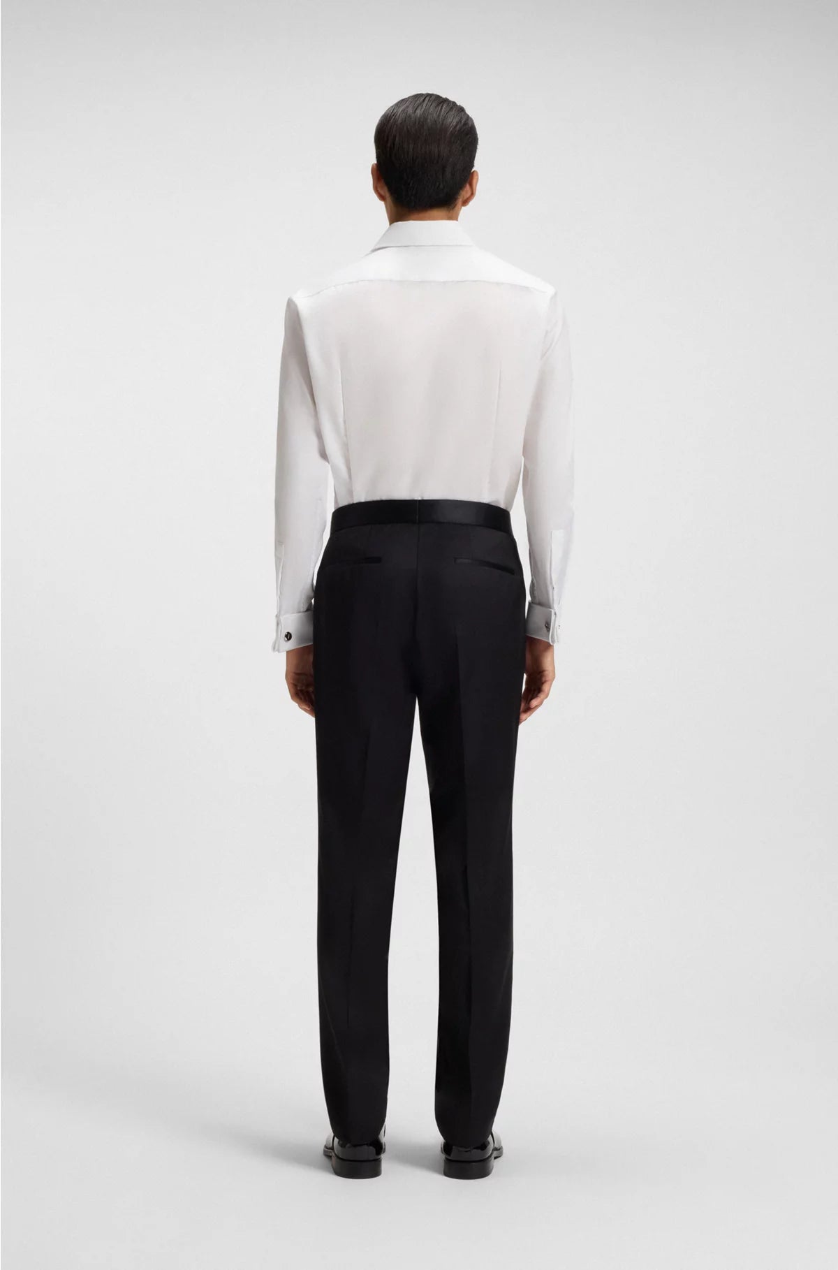SLIM-FIT SHIRT IN WRINKLE-RESISTANT OXFORD COTTON