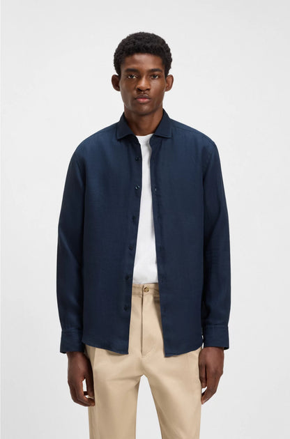 CASUAL-FIT SHIRT IN LINEN WITH SPREAD COLLAR