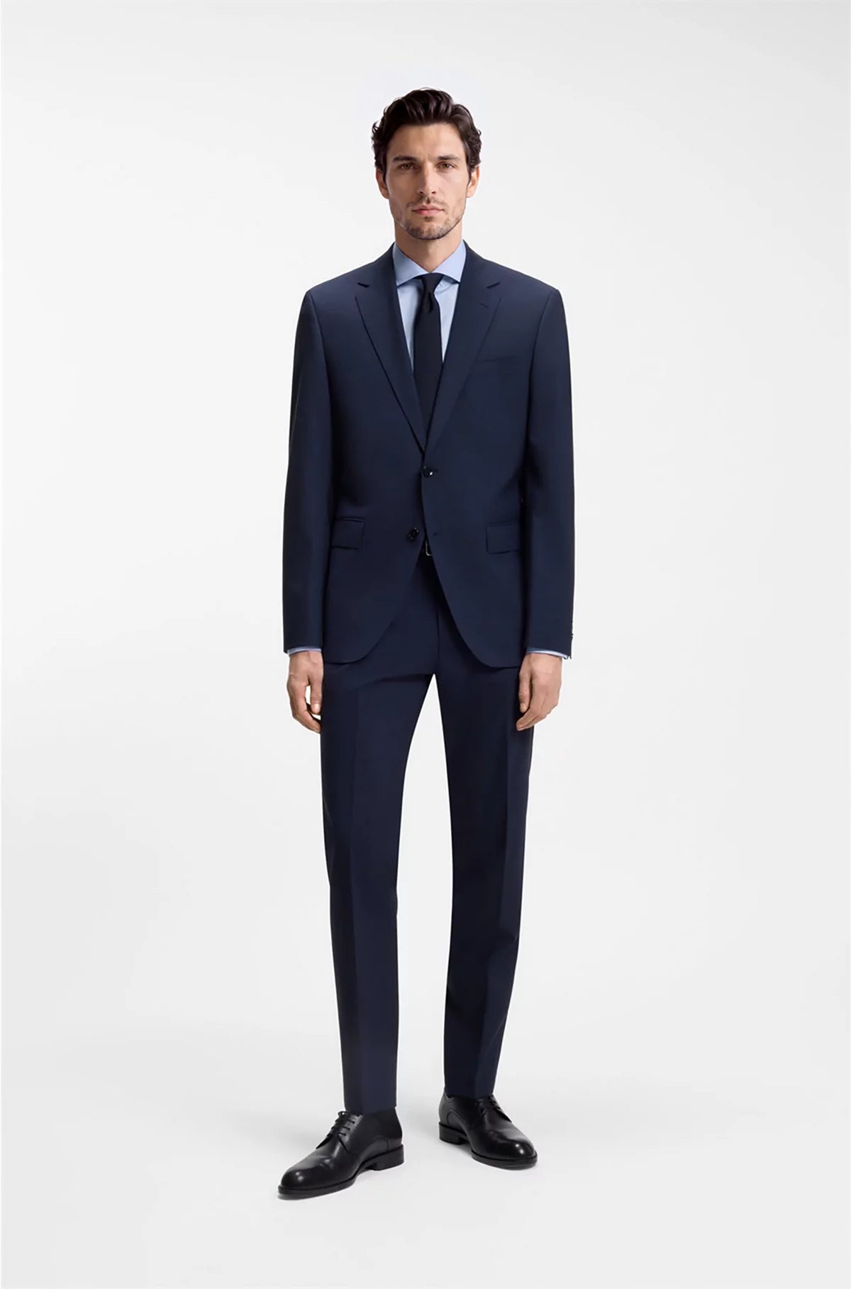REGULAR-FIT SUIT IN STRETCH VIRGIN WOOL
