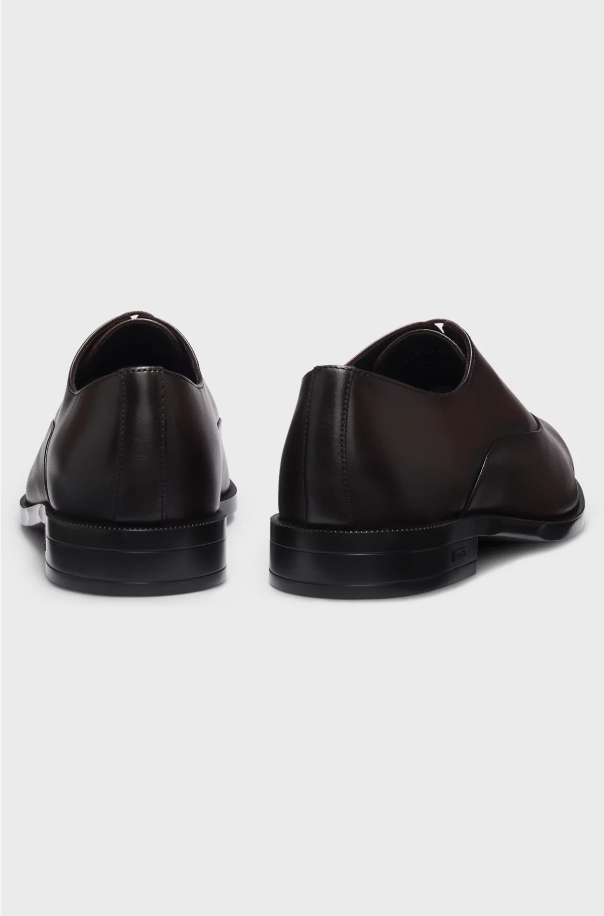 OXFORD SHOES IN LEATHER WITH HEEL LOGO