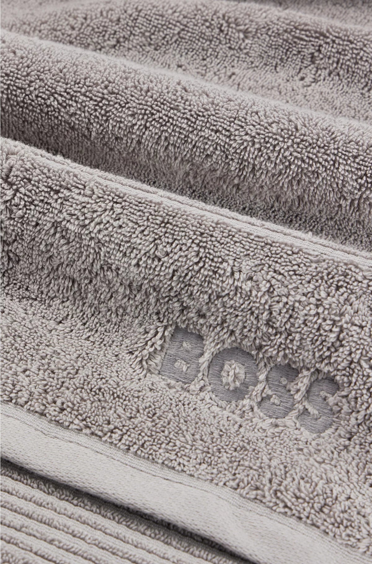 COTTON BATH MAT IN SILVER WITH EMBROIDERED LOGO
