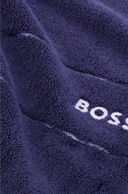 COTTON BATH MAT WITH CONTRAST LOGO EMBROIDERY
